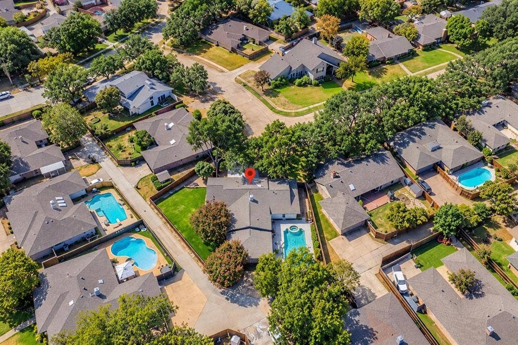 2409 Fairview Drive, Plano, TX 75075 2409 Fairview Drive, Plano, TX 75075