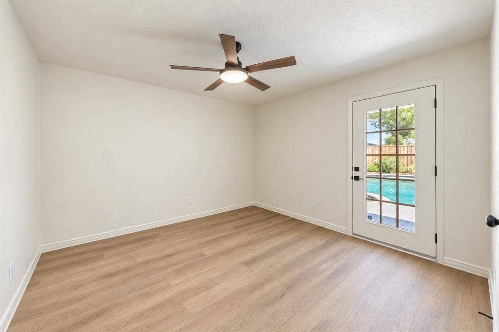 2409 Fairview Drive, Plano, TX 75075 2409 Fairview Drive, Plano, TX 75075