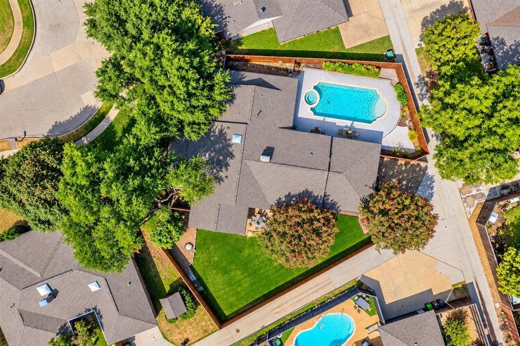 2409 Fairview Drive, Plano, TX 75075 2409 Fairview Drive, Plano, TX 75075