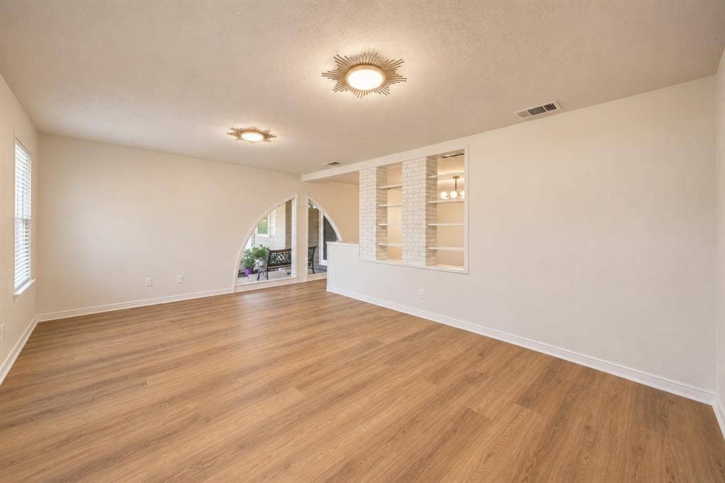 2409 Fairview Drive, Plano, TX 75075 2409 Fairview Drive, Plano, TX 75075
