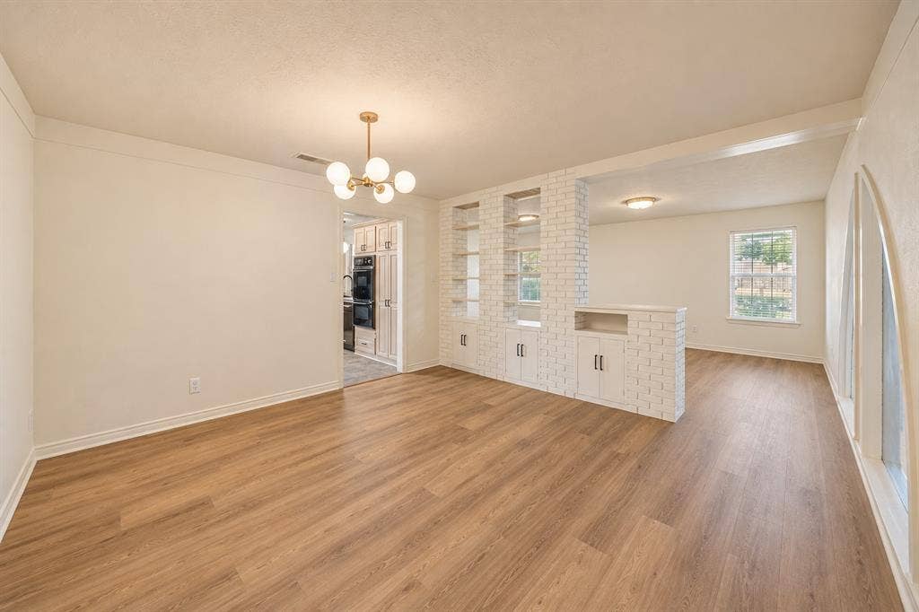 2409 Fairview Drive, Plano, TX 75075 2409 Fairview Drive, Plano, TX 75075