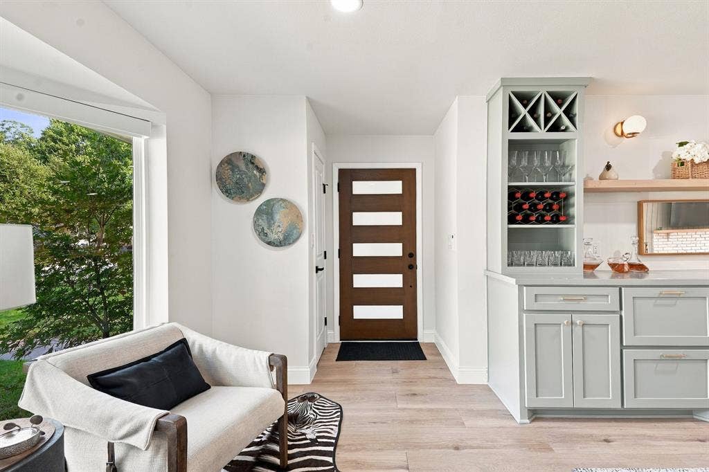 6816 Whitehill Street, Dallas, TX 75231 6816 Whitehill Street, Dallas, TX 75231
