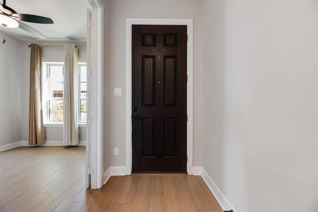 3342 Monarch Pass Drive, Arlington, TX 76005