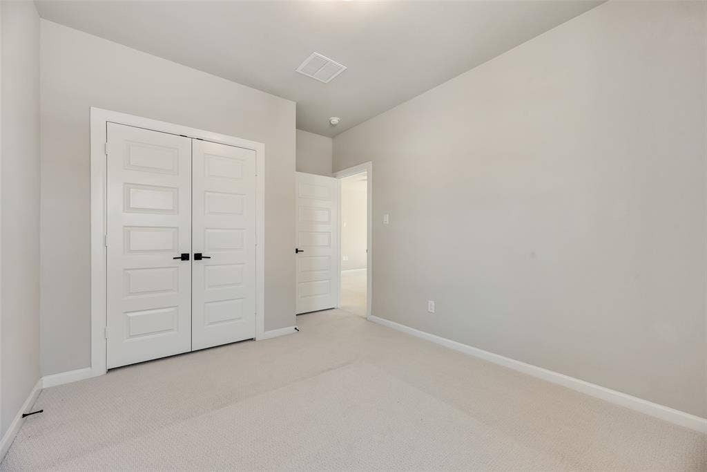 3342 Monarch Pass Drive, Arlington, TX 76005