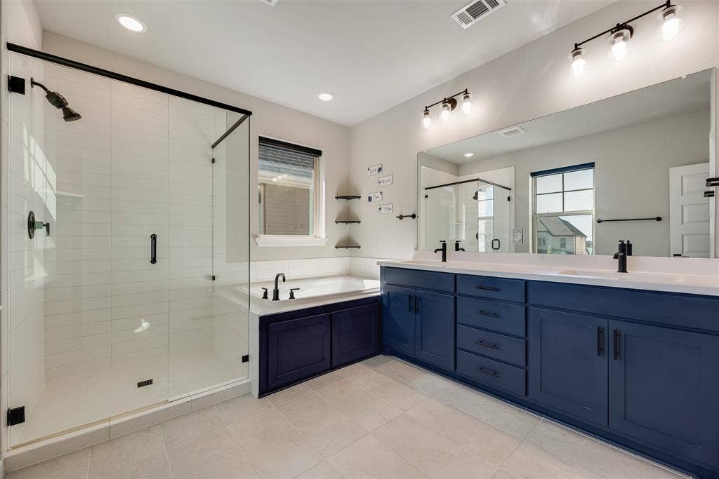 3342 Monarch Pass Drive, Arlington, TX 76005