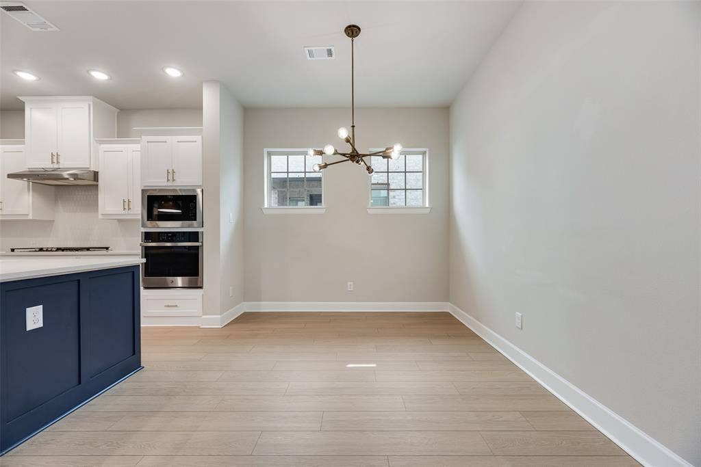 3342 Monarch Pass Drive, Arlington, TX 76005