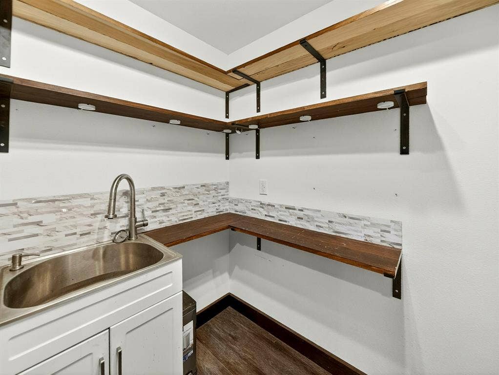 213 Mckinney Avenue, Princeton, TX 75407 213 Mckinney Avenue, Princeton, TX 75407