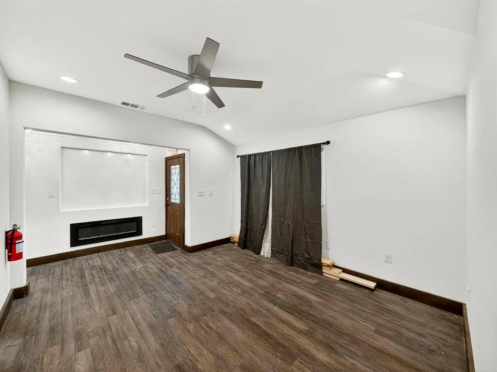 213 Mckinney Avenue, Princeton, TX 75407 213 Mckinney Avenue, Princeton, TX 75407