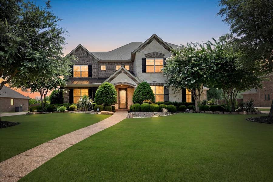 Property photo for 306 Waterford Lane, Sunnyvale, TX