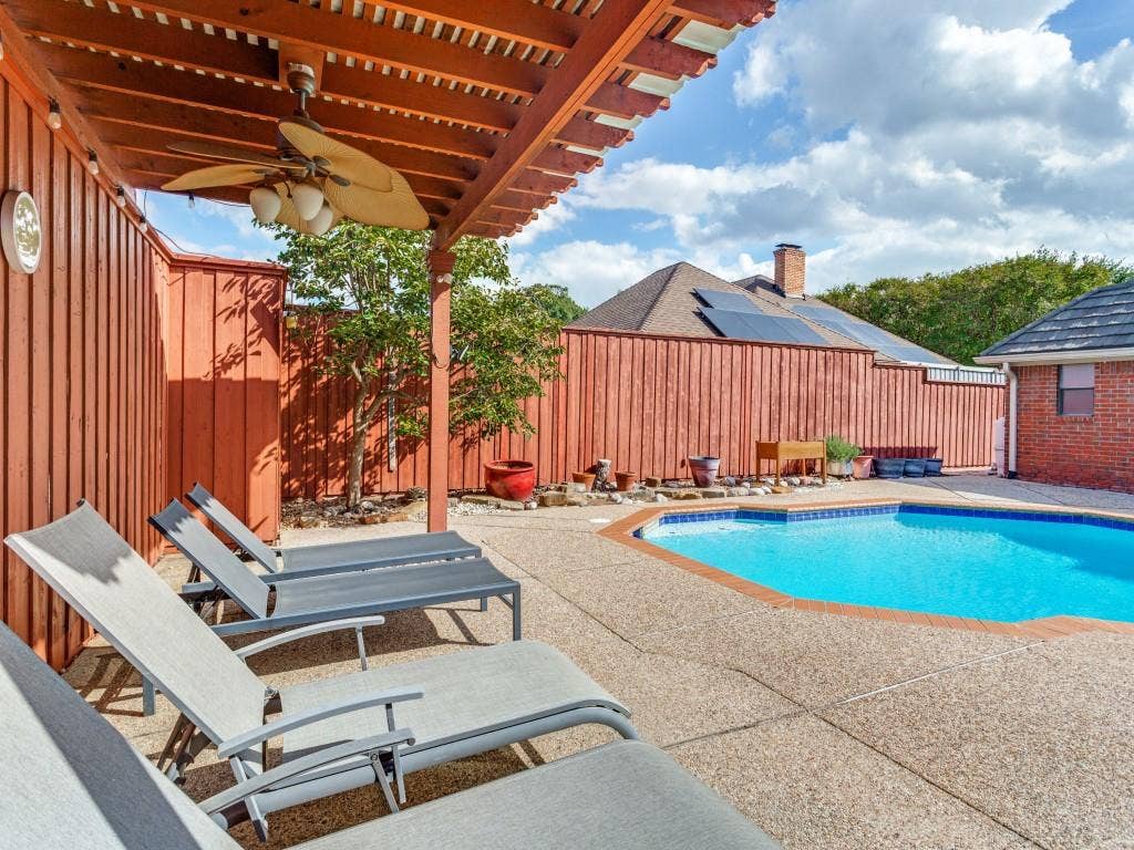 7015 Nicki Street, Dallas, TX 75252