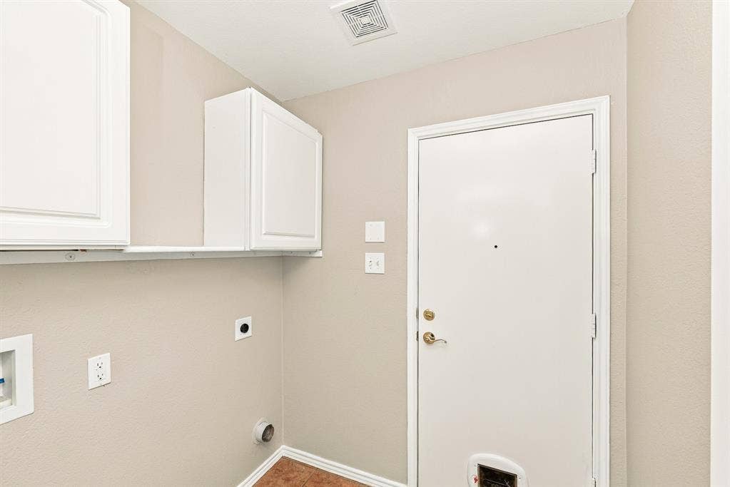 3911 Alpha Way, Midlothian, TX 76065