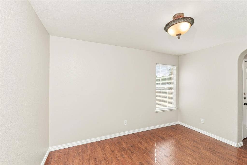 3911 Alpha Way, Midlothian, TX 76065