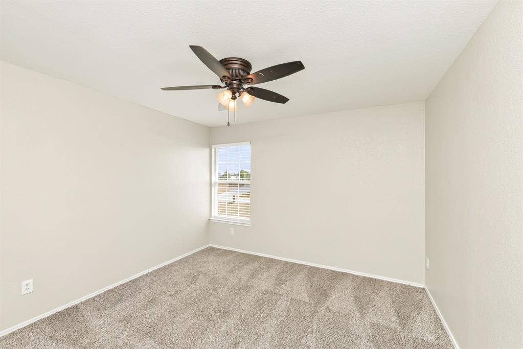 3911 Alpha Way, Midlothian, TX 76065