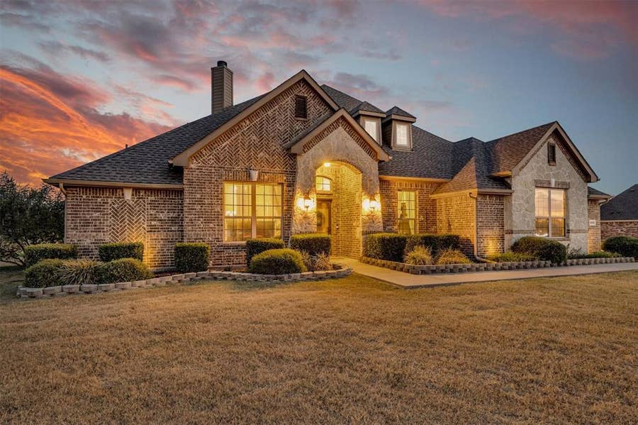 Property photo for 2231 Riverside Drive, Kaufman, TX