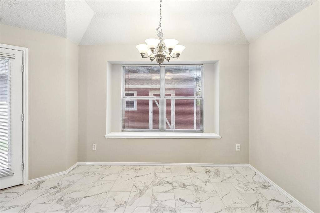 1504 Parrot Court, DeSoto, TX 75115