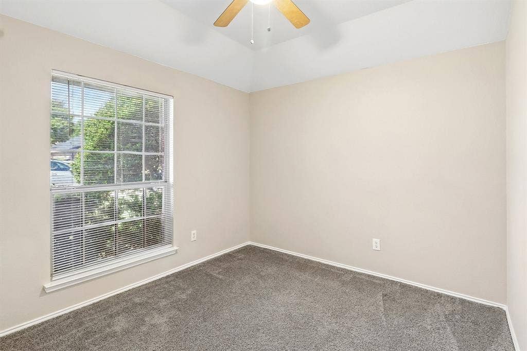 1504 Parrot Court, DeSoto, TX 75115