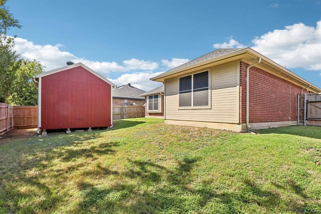 1504 Parrot Court, DeSoto, TX 75115