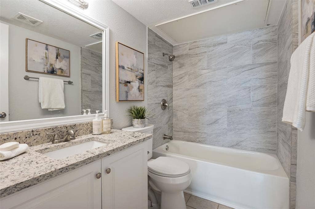 2535 Wedglea Drive, #235, Dallas, TX 75211 2535 Wedglea Drive, #235, Dallas, TX 75211