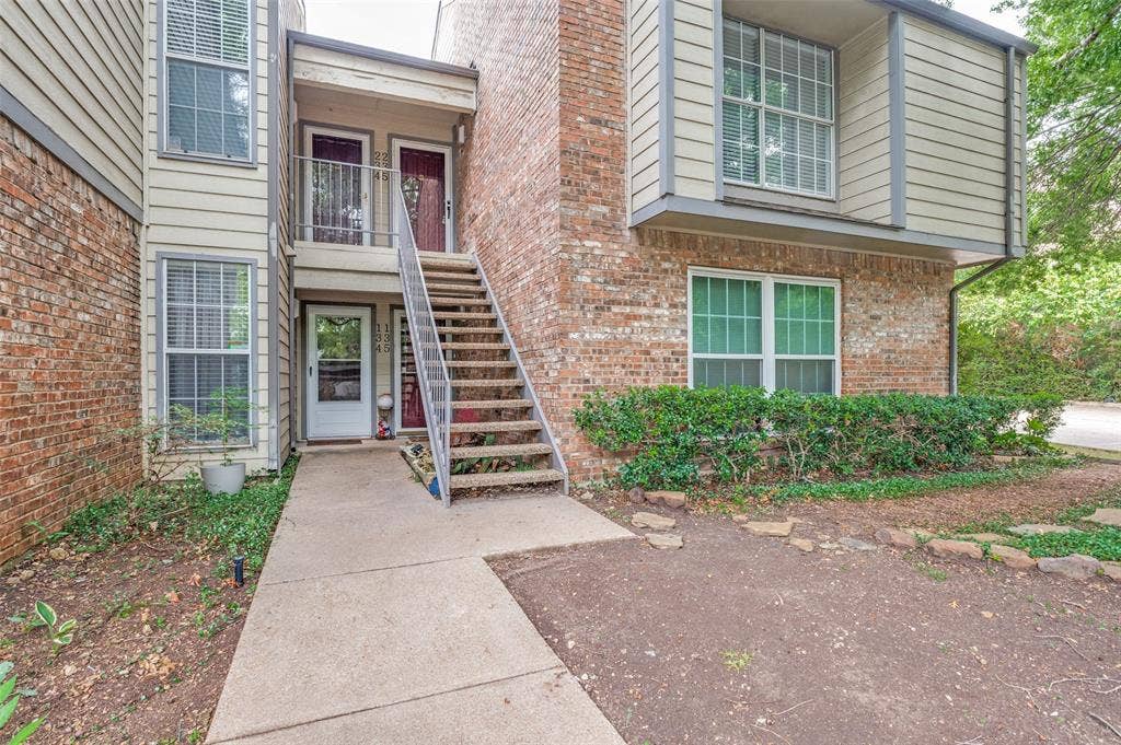 2535 Wedglea Drive, #235, Dallas, TX 75211 2535 Wedglea Drive, #235, Dallas, TX 75211