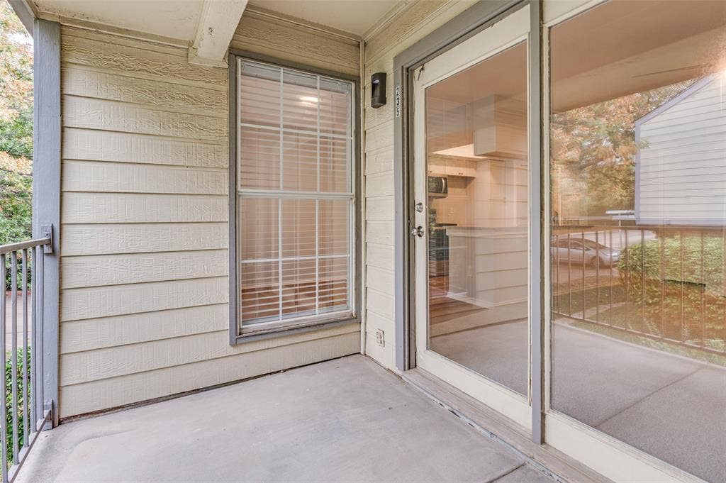 2535 Wedglea Drive, #235, Dallas, TX 75211 2535 Wedglea Drive, #235, Dallas, TX 75211