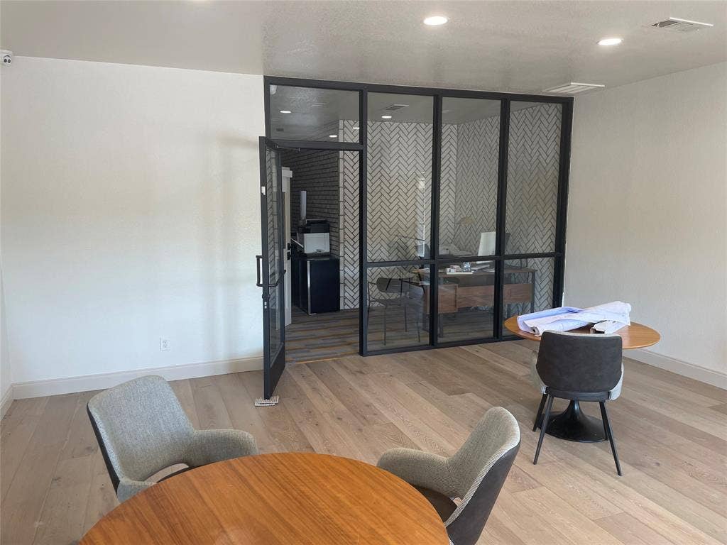 621 N Fm 1187, Aledo, TX 76008 621 N Fm 1187, Aledo, TX 76008