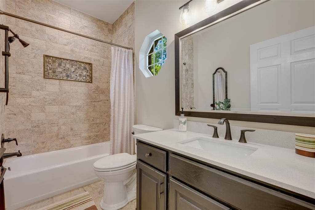 1318 Spring Branch Drive, Tyler, TX 75703 1318 Spring Branch Drive, Tyler, TX 75703