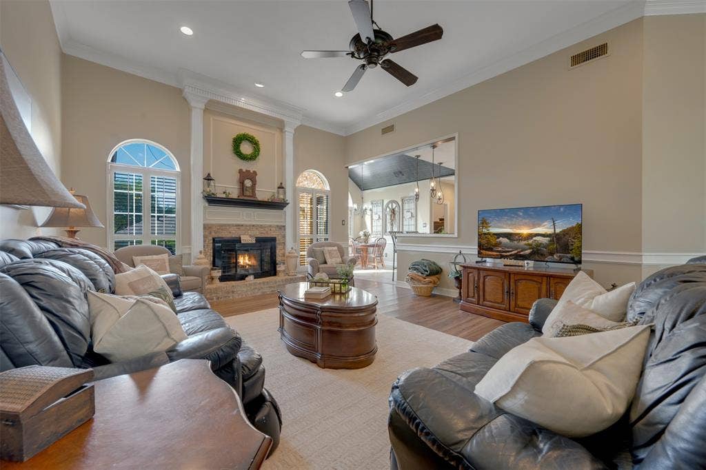 1318 Spring Branch Drive, Tyler, TX 75703 1318 Spring Branch Drive, Tyler, TX 75703
