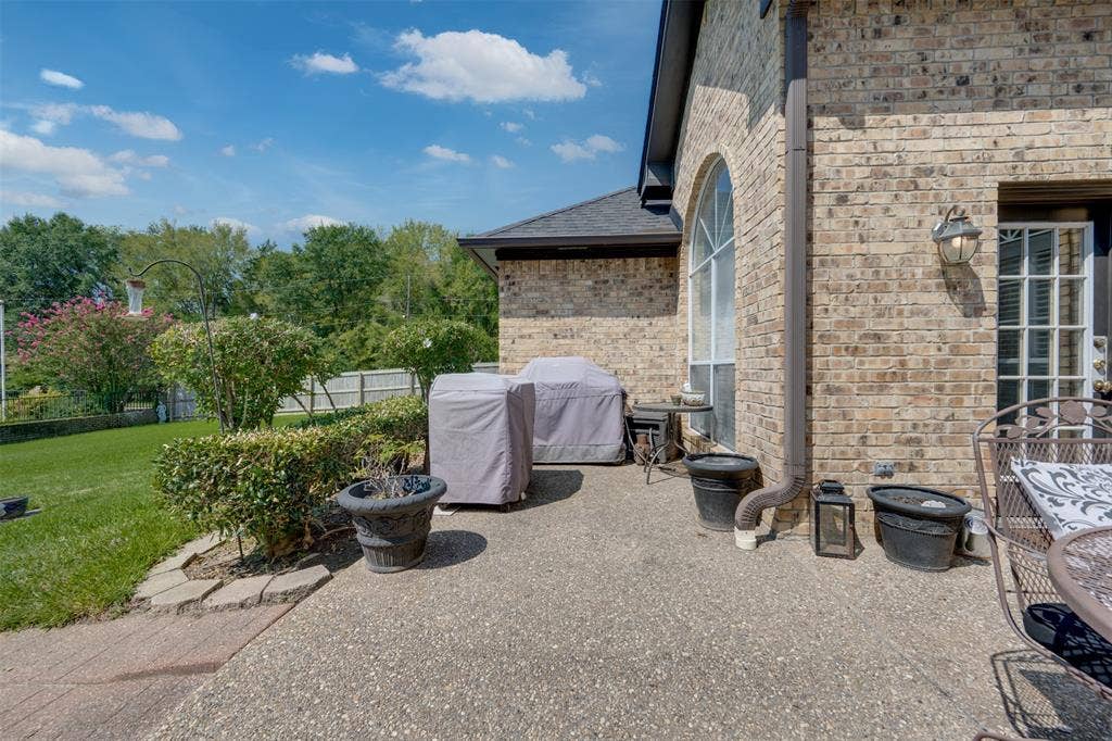 1318 Spring Branch Drive, Tyler, TX 75703 1318 Spring Branch Drive, Tyler, TX 75703
