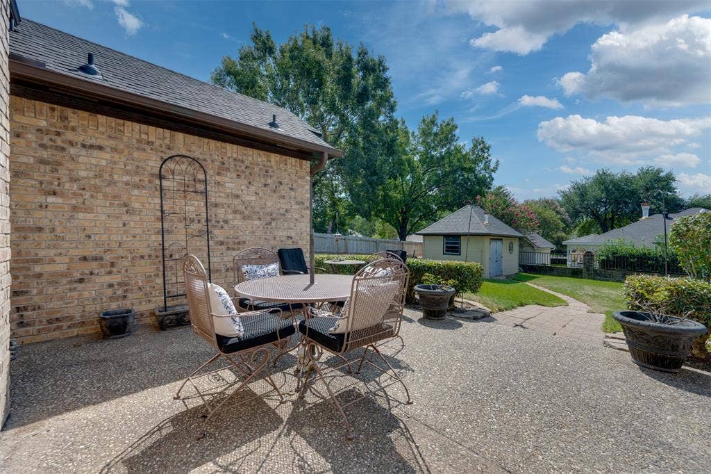 1318 Spring Branch Drive, Tyler, TX 75703 1318 Spring Branch Drive, Tyler, TX 75703