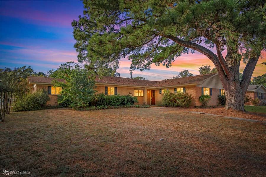 Property photo for 701 Nella Street, Minden, LA