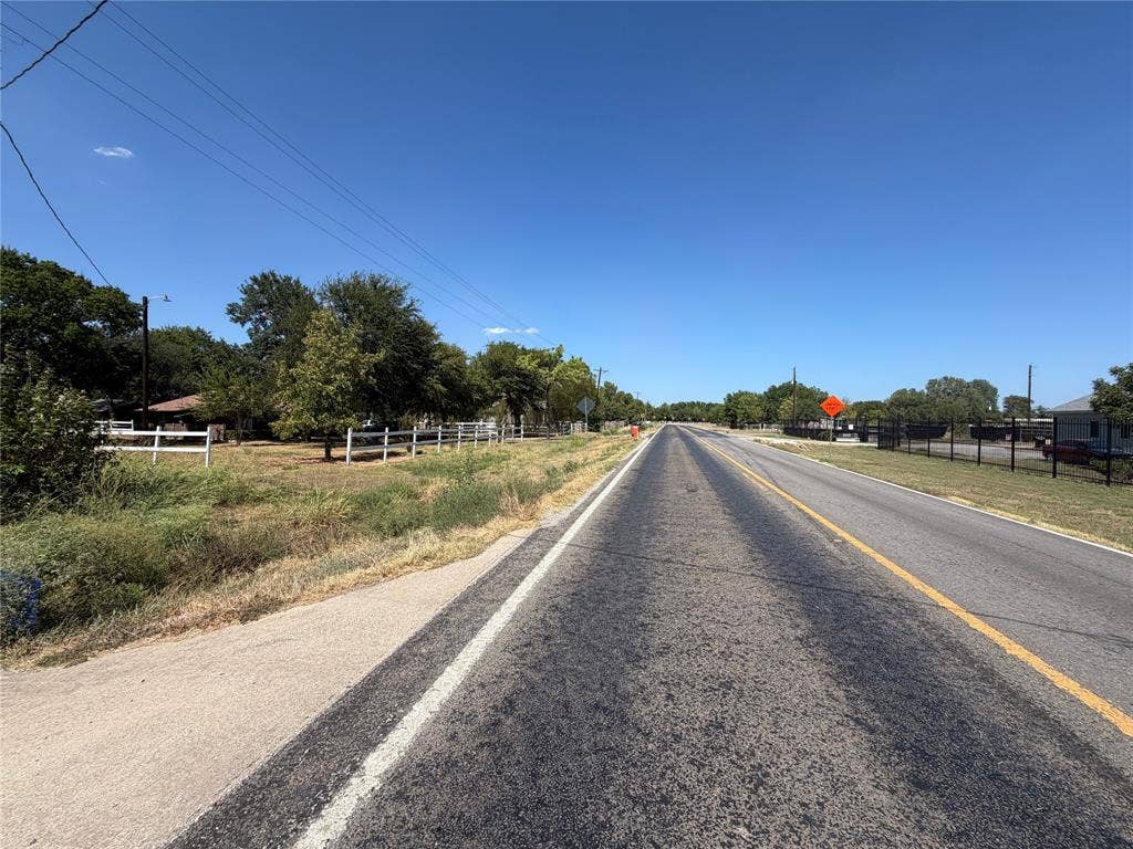 6053 Fm 1827, McKinney, TX 75071 Great exposure for a home business