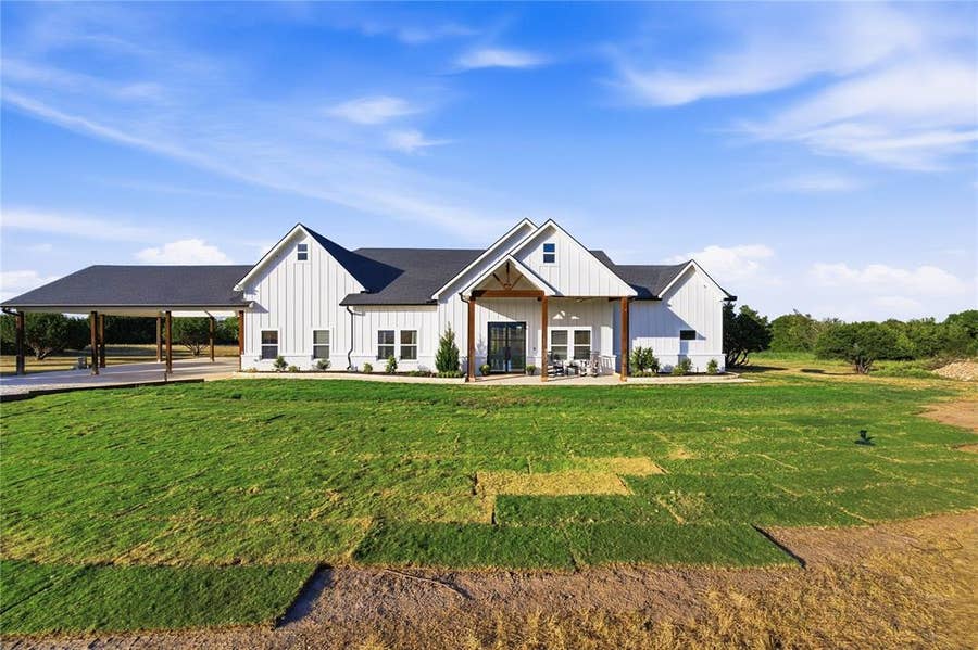 Property photo for 1045 Augustus Court, Rio Vista, TX