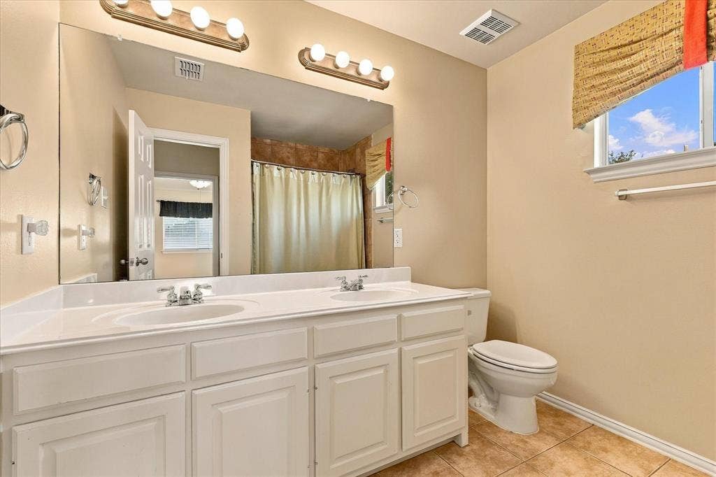 1713 Chessington Lane, McKinney, TX 75072