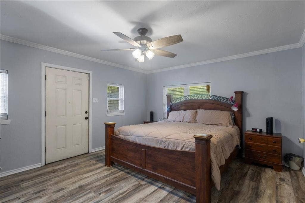 300 Synterra, Lindale, TX 75771 300 Synterra, Lindale, TX 75771