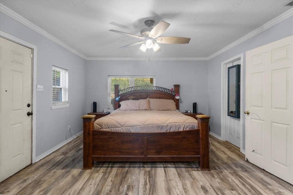 300 Synterra, Lindale, TX 75771 300 Synterra, Lindale, TX 75771