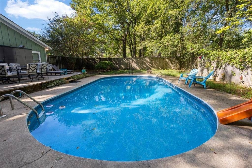 300 Synterra, Lindale, TX 75771 300 Synterra, Lindale, TX 75771