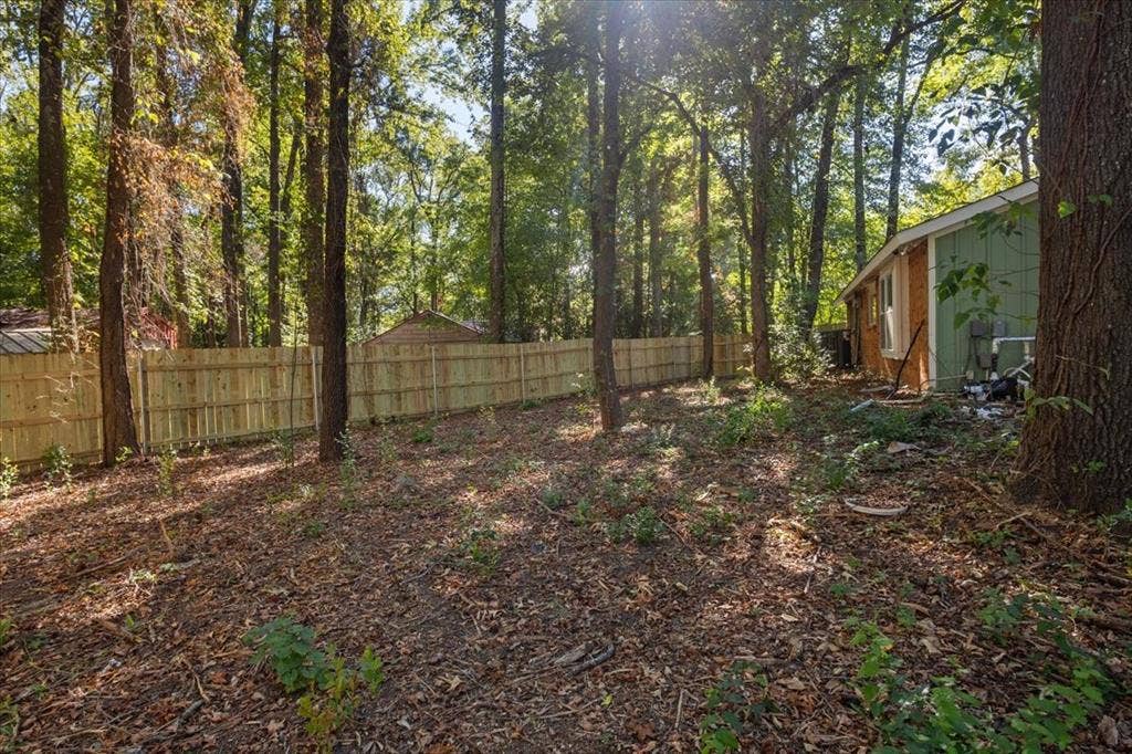 300 Synterra, Lindale, TX 75771 300 Synterra, Lindale, TX 75771