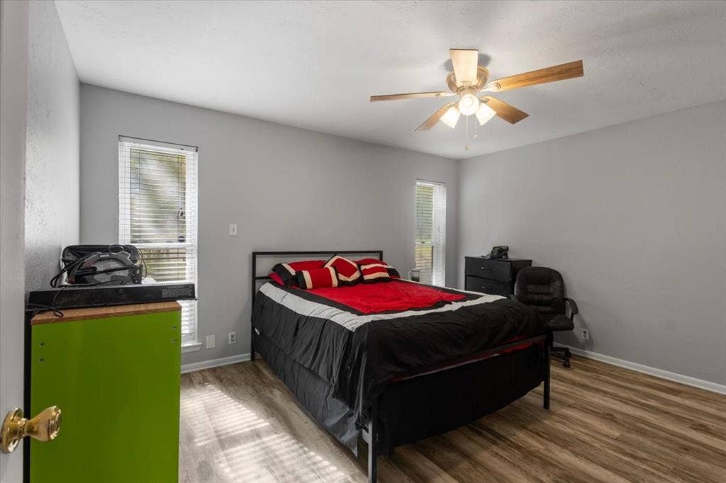 300 Synterra, Lindale, TX 75771 300 Synterra, Lindale, TX 75771