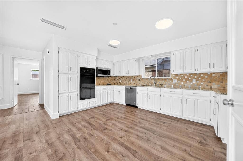 908 Via Barcelona, Mesquite, TX 75150 908 Via Barcelona, Mesquite, TX 75150