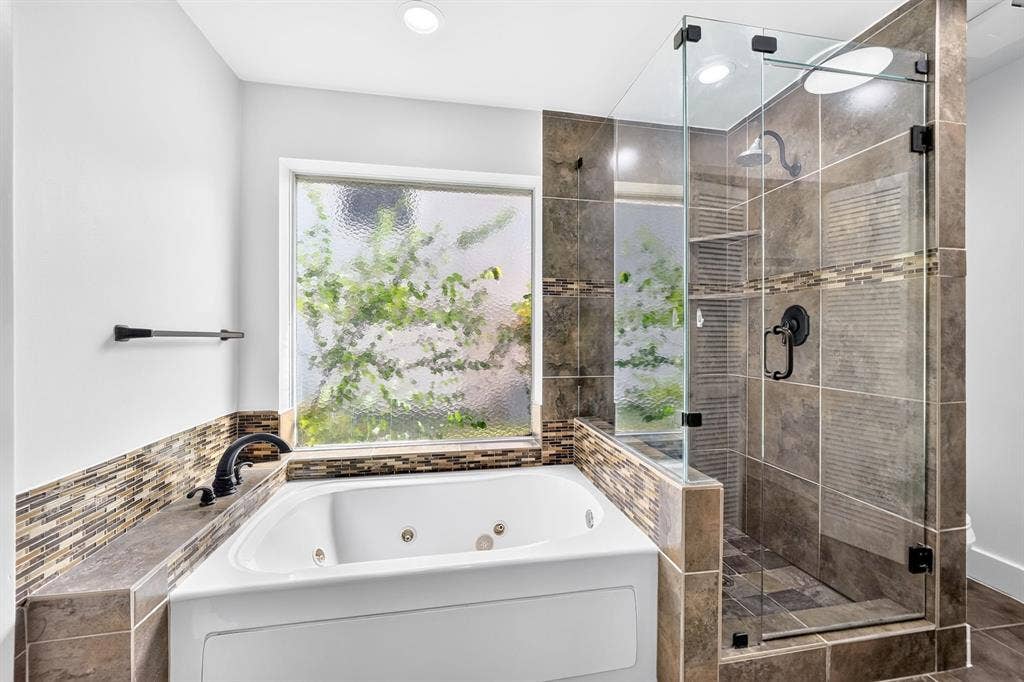 908 Via Barcelona, Mesquite, TX 75150 908 Via Barcelona, Mesquite, TX 75150