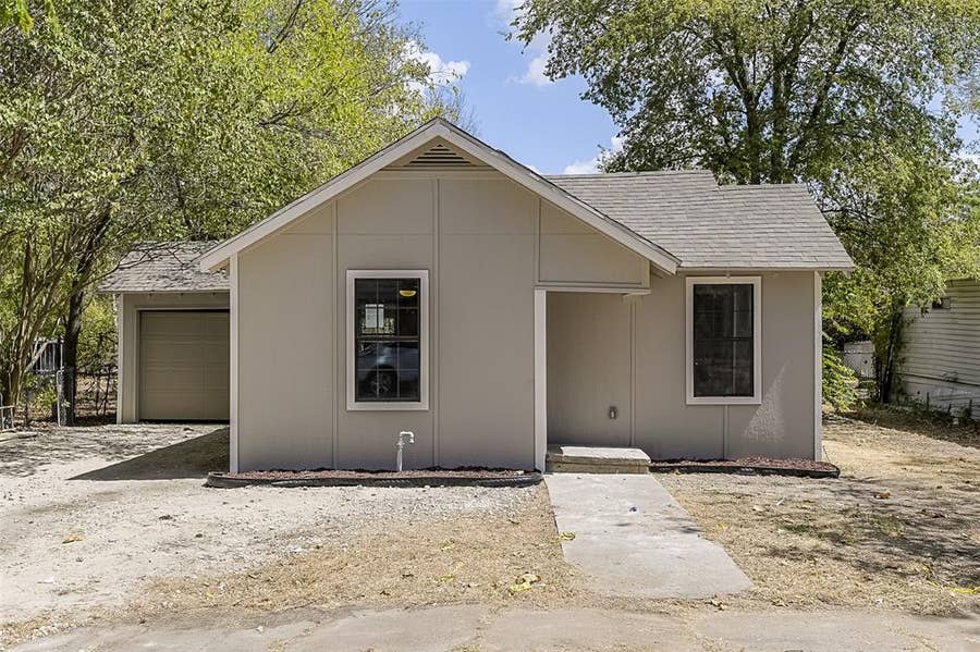 Property photo for 1108 N Catherine Street, Terrell, TX