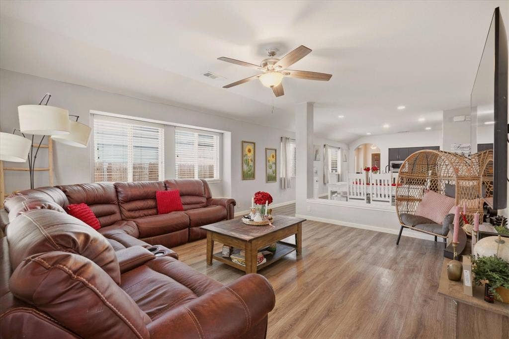 4105 Candleberry Lane, Heartland, TX 75126 4105 Candleberry Lane, Heartland, TX 75126