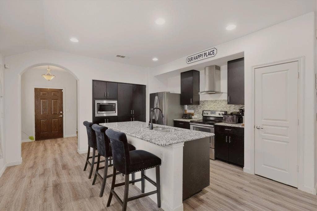 4105 Candleberry Lane, Heartland, TX 75126 4105 Candleberry Lane, Heartland, TX 75126