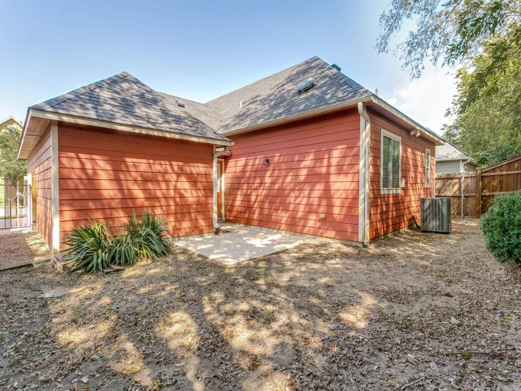 2512 Rugby Lane, Denton, TX 76209