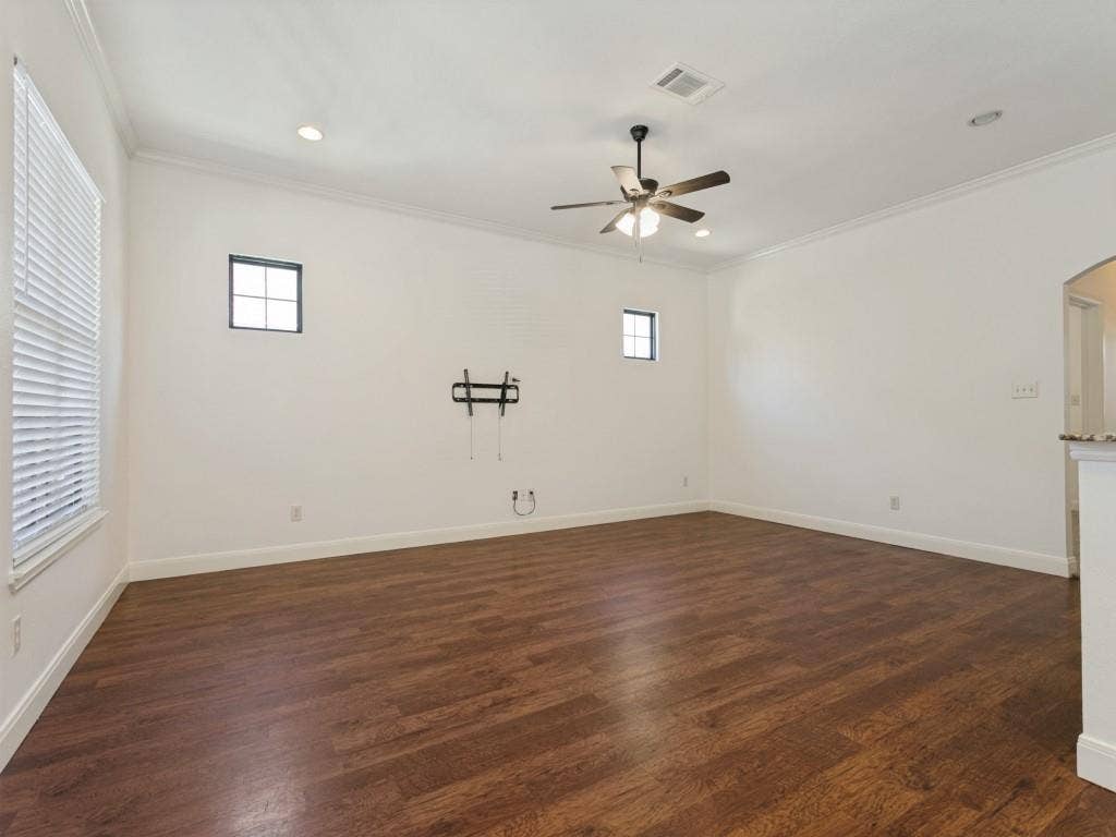 2512 Rugby Lane, Denton, TX 76209