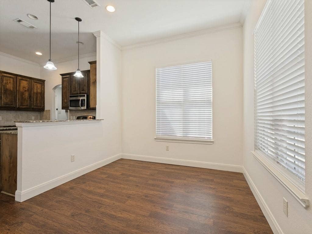 2512 Rugby Lane, Denton, TX 76209
