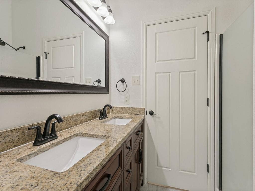 2512 Rugby Lane, Denton, TX 76209