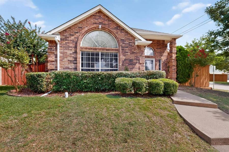 Property photo for 2702 Garden Springs Drive, Richardson, TX