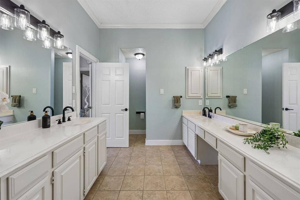 18765 Vista Del Sol, Dallas, TX 75287 18765 Vista Del Sol, Dallas, TX 75287