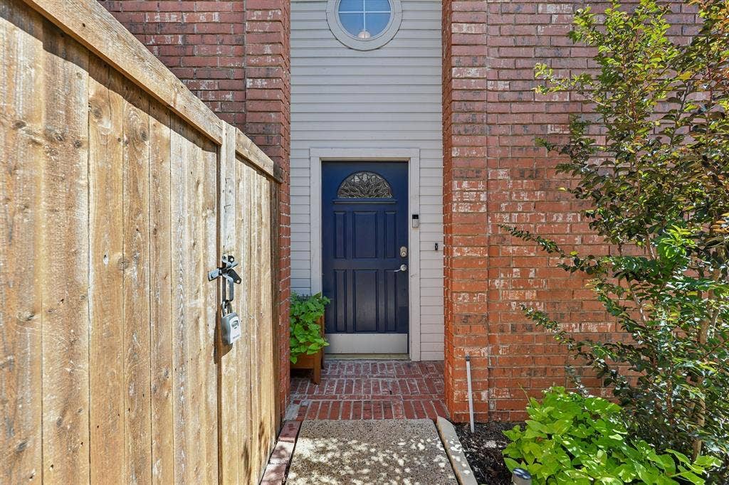 18765 Vista Del Sol, Dallas, TX 75287 18765 Vista Del Sol, Dallas, TX 75287